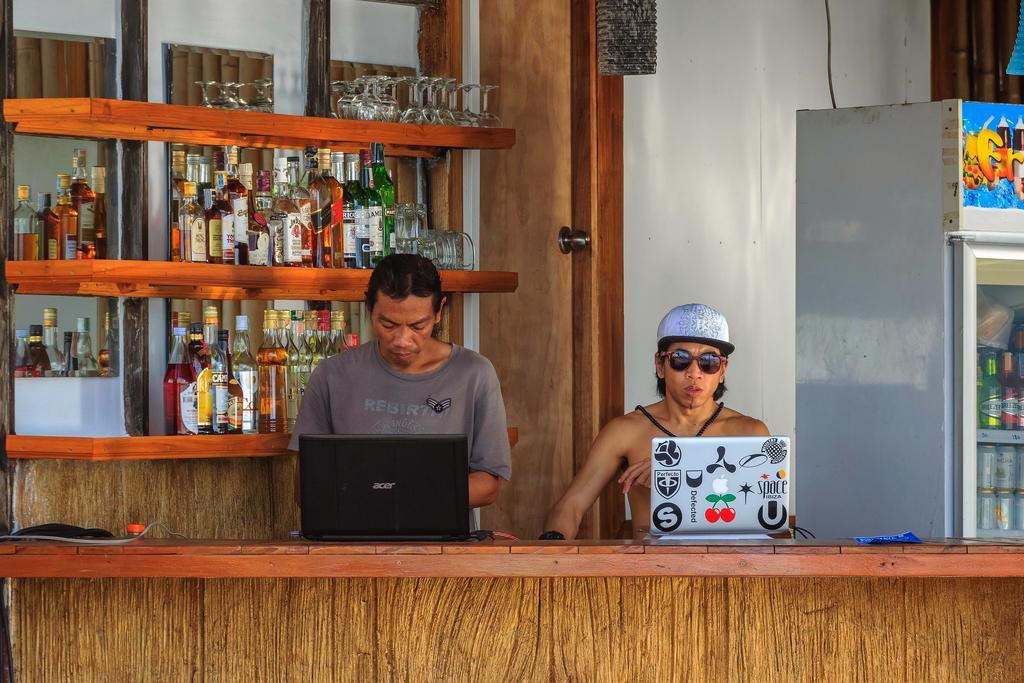 Phuphaya Seaview Resort - Adult Only Phiphi-szigetek Kültér fotó