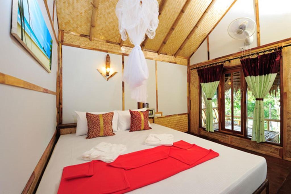 Phuphaya Seaview Resort - Adult Only Phiphi-szigetek Szoba fotó