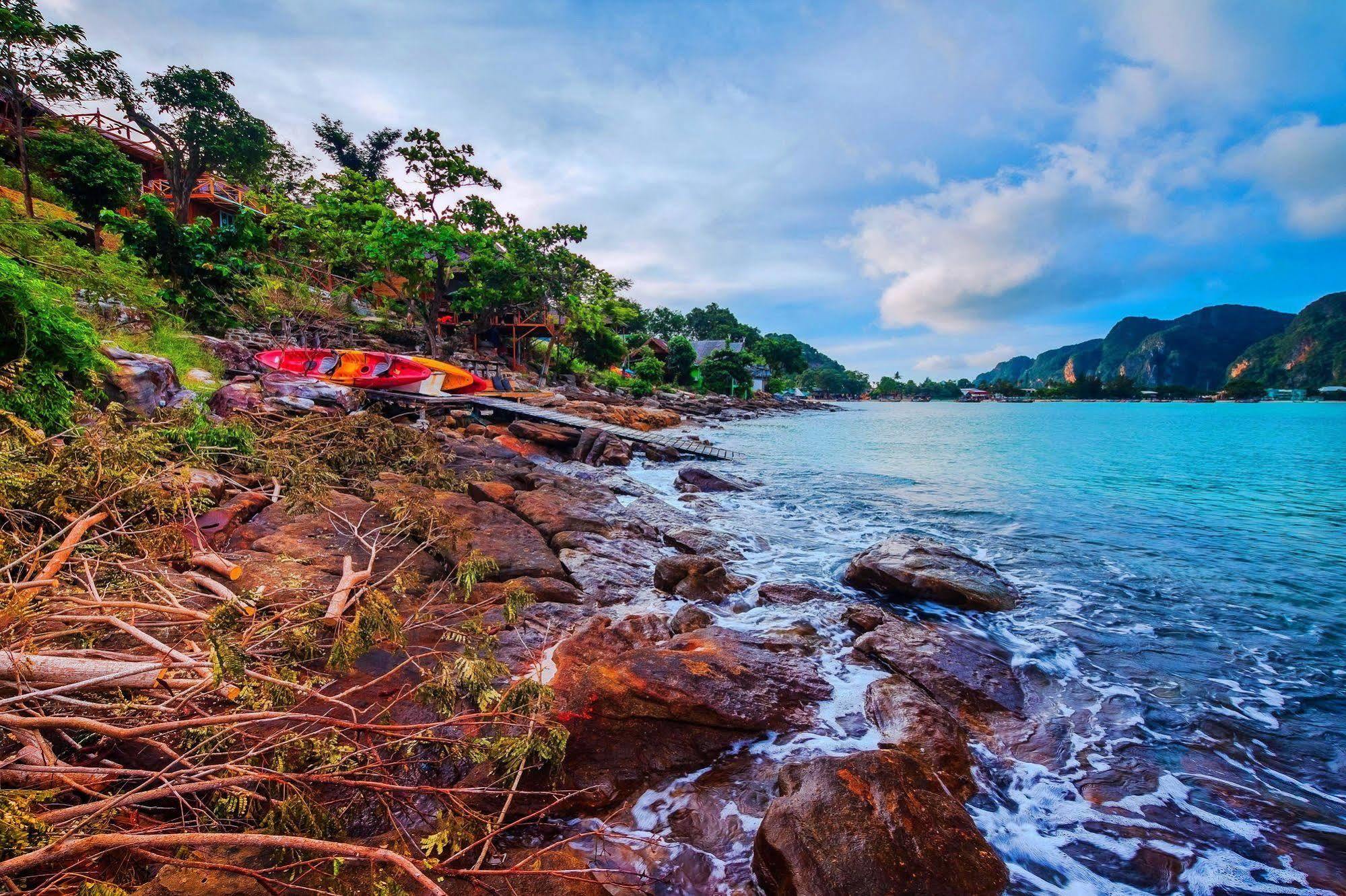 Phuphaya Seaview Resort - Adult Only Phiphi-szigetek Kültér fotó
